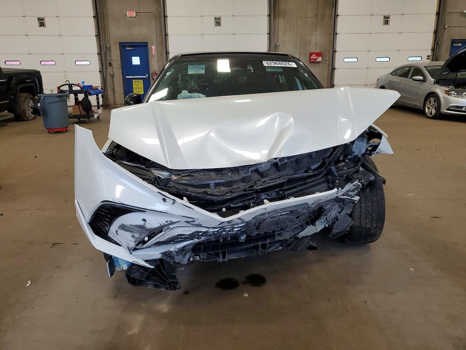 Photo 5 from auction – 2025 TOYOTA CAMRY with VIN 4T1DBADK0SU010533