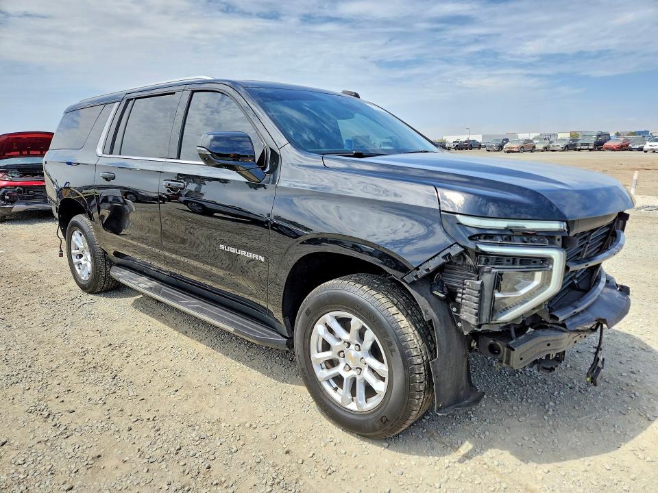 Photo 4 from auction – 2025 CHEVROLET SUBURBAN with VIN 1GNS5CRD8SR176205
