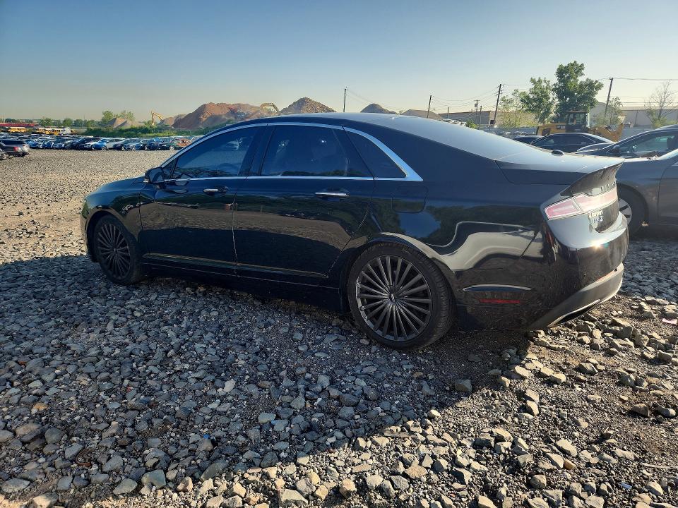 Photo 2 from auction – 2017 LINCOLN MKZ with VIN 3LN6L5DC6HR625352