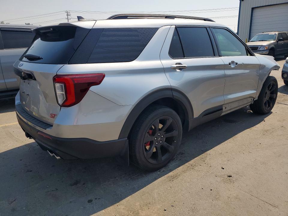 Photo 3 from auction – 2022 FORD EXPLORER with VIN 1FM5K8GC5NGA32595