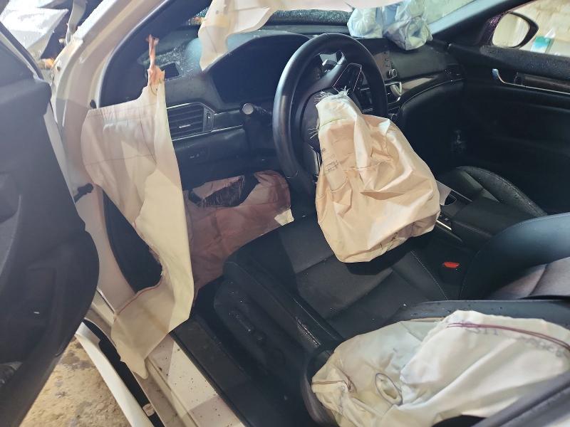 Photo 8 from auction – 2022 HONDA ACCORD with VIN 1HGCV3F20NA034399