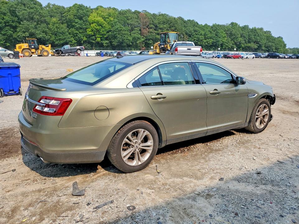 Photo 3 from auction – 2013 FORD TAURUS with VIN 1FAHP2E80DG220122