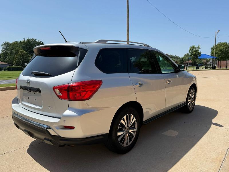 Photo 4 from auction – 2018 NISSAN PATHFINDER with VIN 5N1DR2MN8JC624231