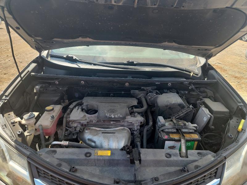 Photo 11 from auction – 2015 TOYOTA RAV4 with VIN 2T3DFREV5FW375217
