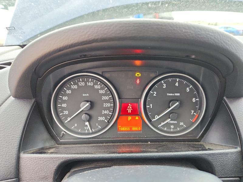 Photo 9 from auction – 2012 BMW X1 with VIN WBAVL1C56CVR77240