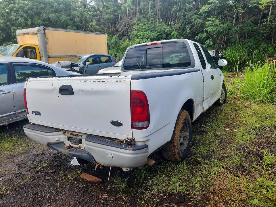 Photo 3 from auction – 2000 FORD F150 with VIN 1FTZX1727YKB02038