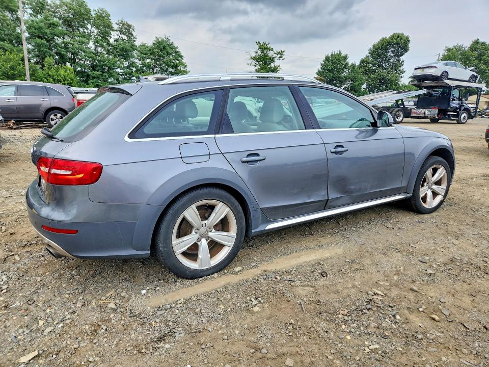Photo 3 from auction – 2014 AUDI A4 ALLROAD with VIN WA1UFAFL3EA053729