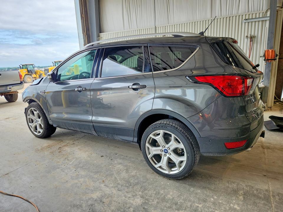 Photo 2 from auction – 2019 FORD ESCAPE with VIN 1FMCU9J95KUA20075