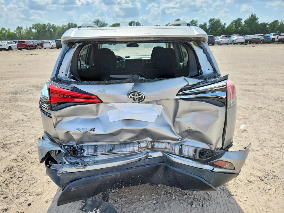 Photo 6 from auction – 2018 TOYOTA RAV4 with VIN JTMZFREV3JJ160383