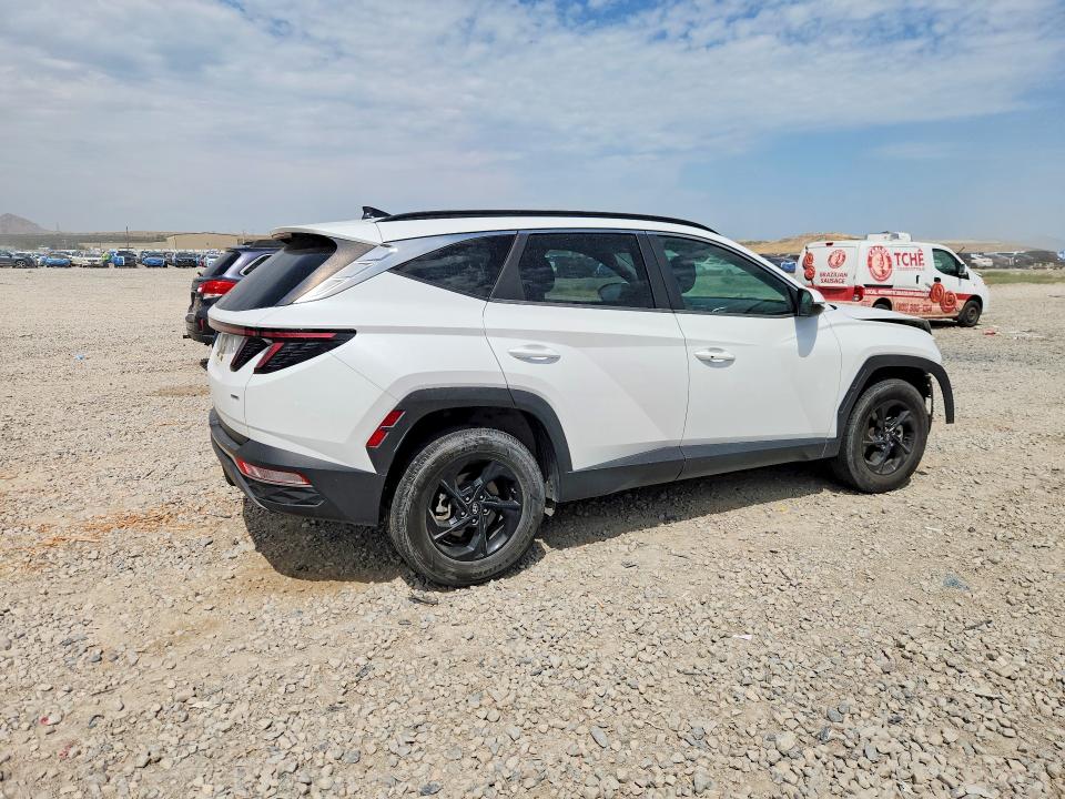 Photo 3 from auction – 2022 HYUNDAI TUCSON with VIN 5NMJBCAE9NH019485