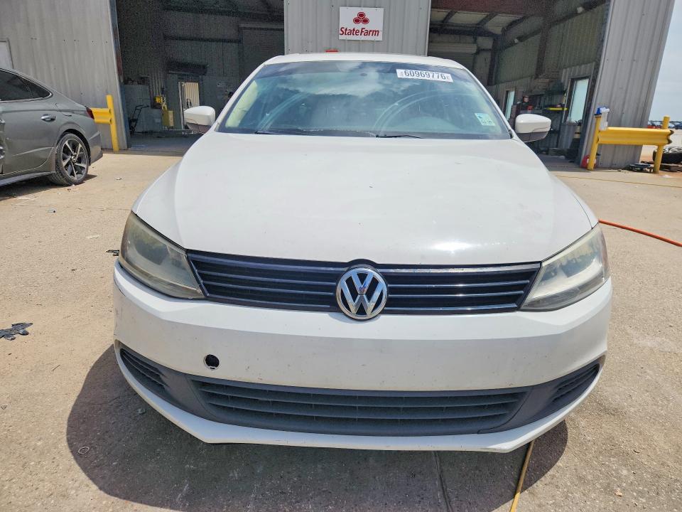 Photo 5 from auction – 2011 VOLKSWAGEN JETTA with VIN 3VWDX7AJ8BM367240