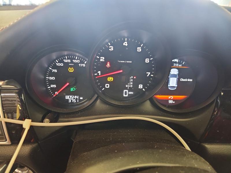 Photo 9 from auction – 2018 PORSCHE MACAN with VIN WP1AA2A54JLB05680