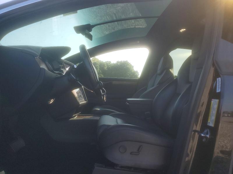Photo 7 from auction – 2019 TESLA MODEL X with VIN 5YJXCAE20KF161376