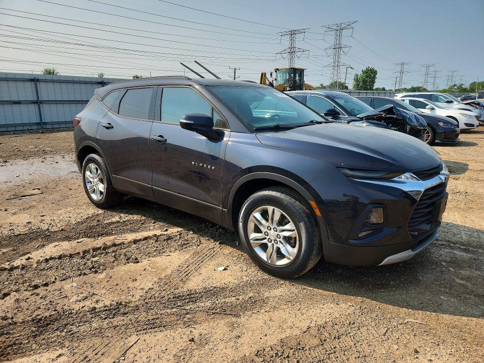 Photo 4 from auction – 2020 CHEVROLET BLAZER with VIN 3GNKBBRA1LS537846