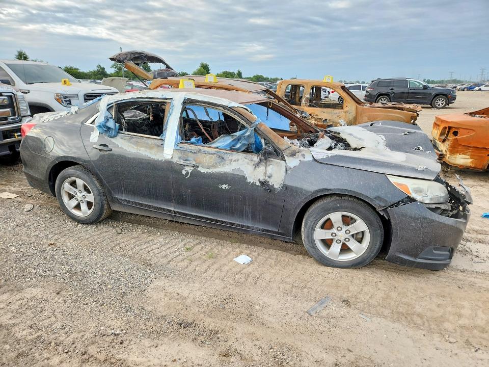 Photo 4 from auction – 2015 CHEVROLET MALIBU with VIN 1G11C5SL6FF178476