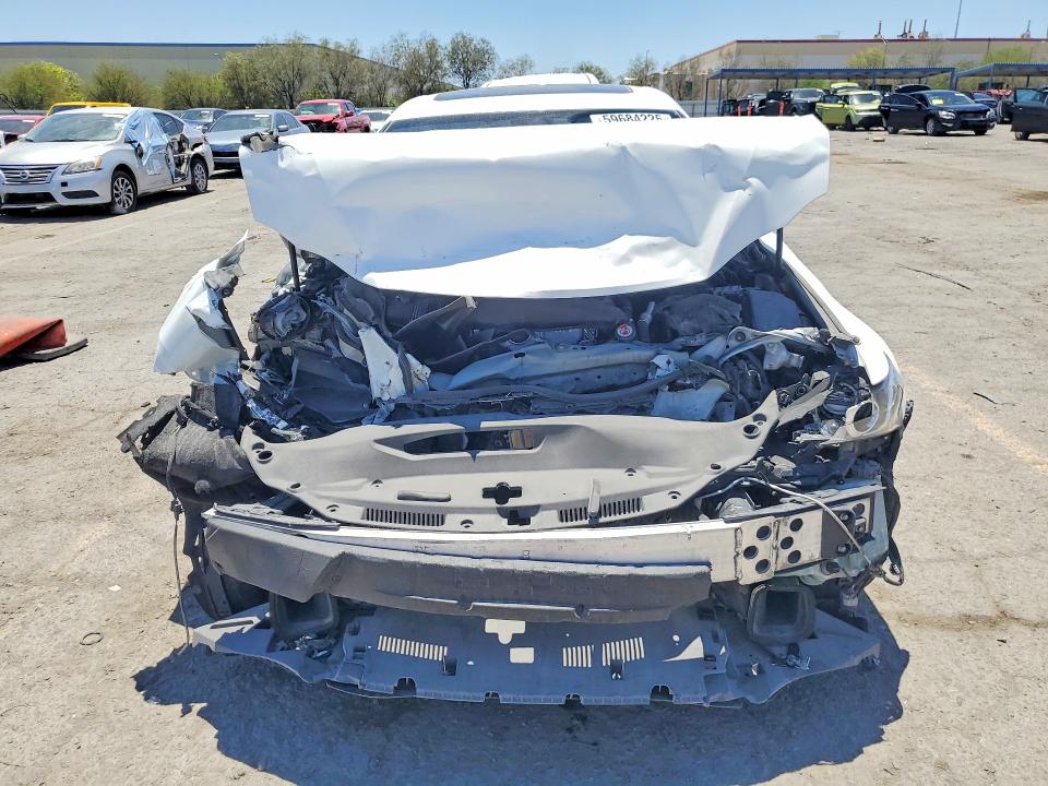 Photo 5 from auction – 2017 LEXUS IS with VIN JTHBA1D23H5055319