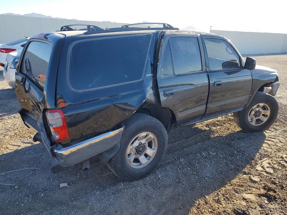 Photo 3 from auction – 1997 TOYOTA 4RUNNER with VIN JT3GN87R7V0030725