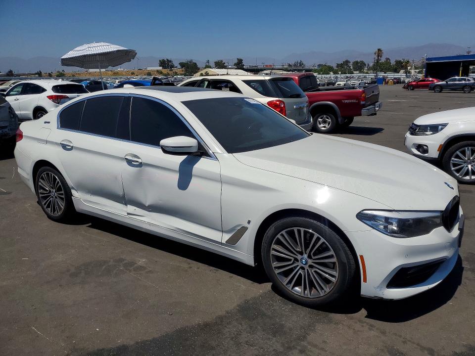 Photo 4 from auction – 2018 BMW 530E with VIN WBAJA9C5XJB253407
