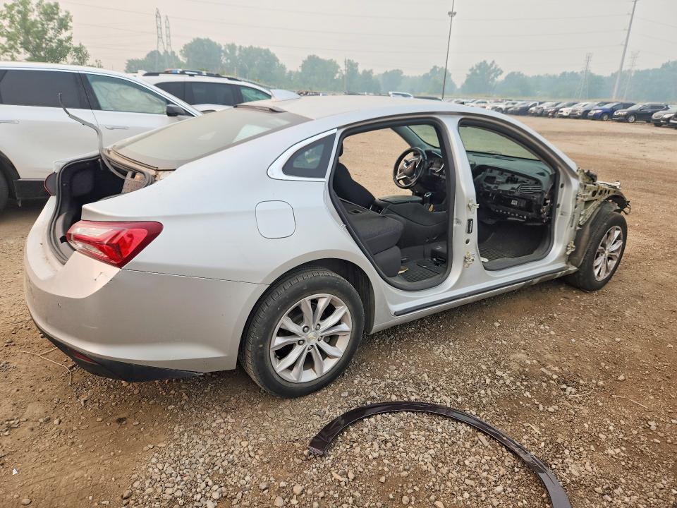 Photo 3 from auction – 2019 CHEVROLET MALIBU with VIN 1G1ZD5ST4KF132574