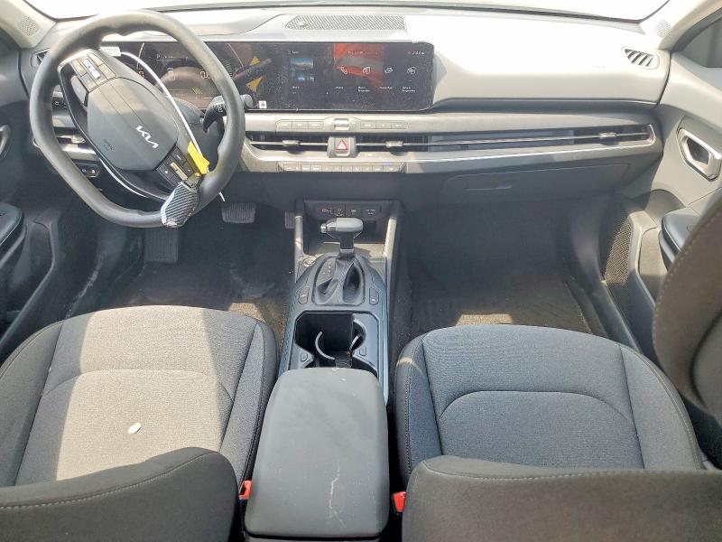 Photo 8 from auction – 2025 KIA K4 with VIN 3KPFT4DE8SE129063