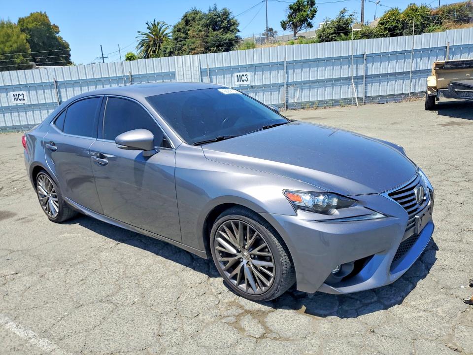 Photo 4 from auction – 2015 LEXUS IS with VIN JTHBF1D28F5076150