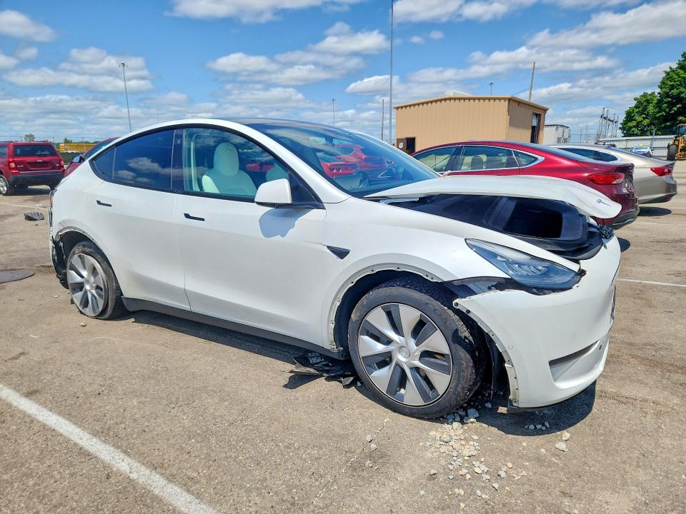 Foto 4 de la subasta – 2020 TESLA MODEL Y con VIN 5YJYGDEE5LF020972