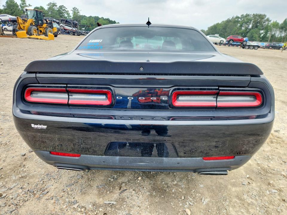 Photo 6 from auction – 2018 DODGE CHALLENGER with VIN 2C3CDZBT6JH246260
