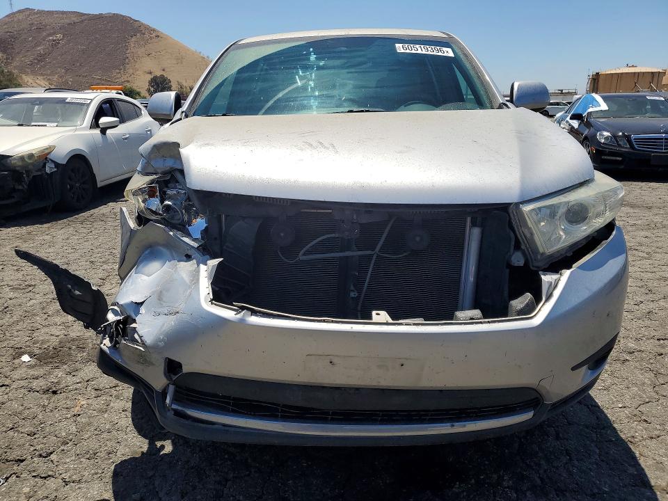 Photo 5 from auction – 2013 TOYOTA HIGHLANDER with VIN 5TDZA3EH4DS038757