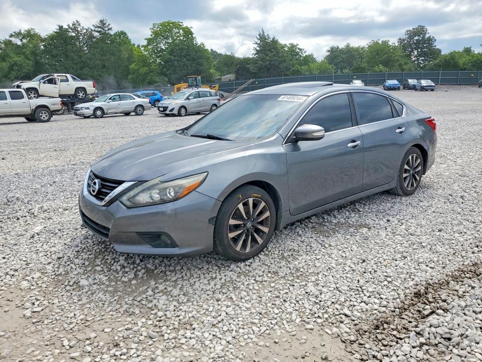 NISSAN ALTIMA 2017 with VIN 1N4AL3AP4HC493660 - Photo from auction