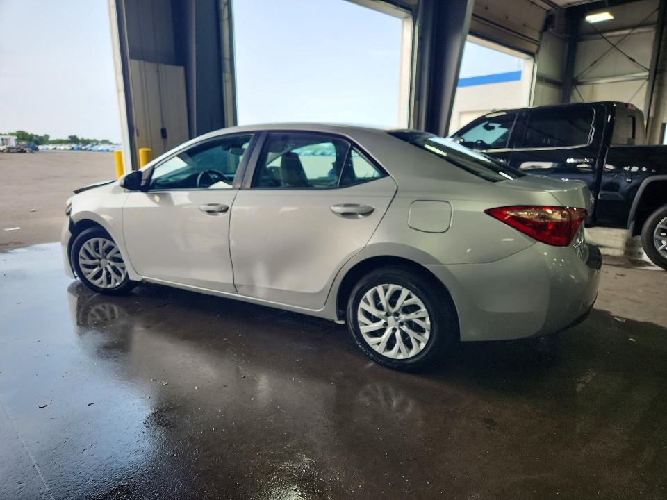 Photo 2 from auction – 2018 TOYOTA COROLLA with VIN 2T1BURHE8JC000868