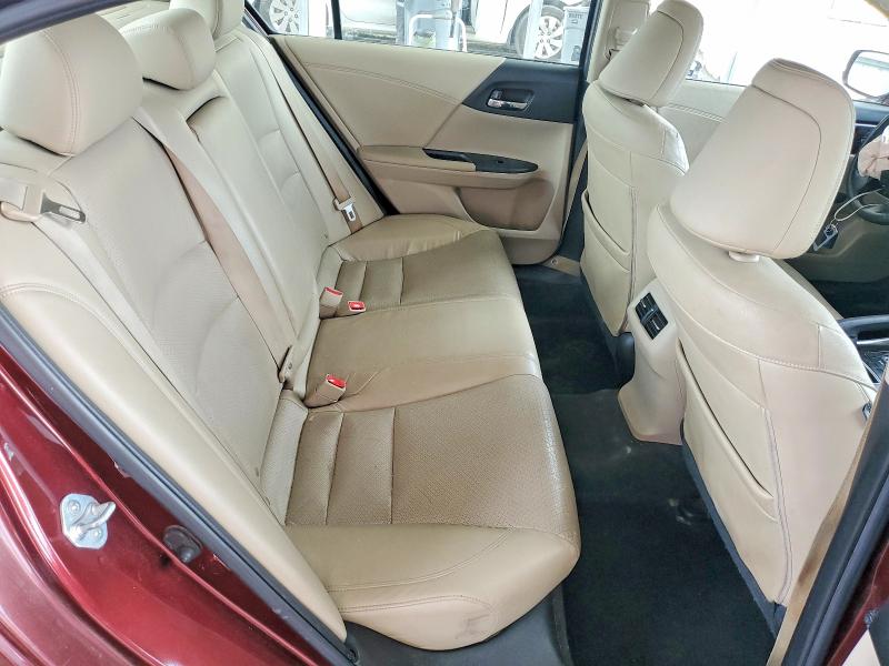 Photo 10 from auction – 2017 HONDA ACCORD with VIN JHMCR6F59HC004145