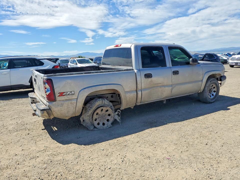 Photo 3 from auction – 2005 CHEVROLET SILVERADO with VIN 2GCEK13T251145354