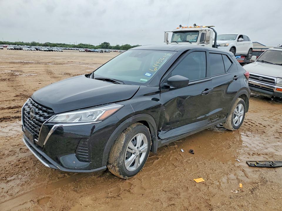2025 NISSAN KICKS PLAY