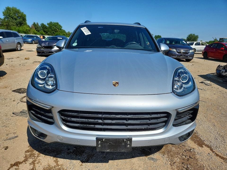 Photo 5 from auction – 2016 PORSCHE CAYENNE with VIN WP1AA2A27GLA10898