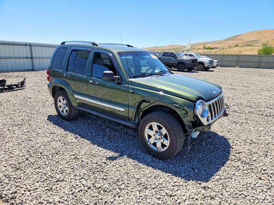Photo 4 from auction – 2006 JEEP LIBERTY with VIN 1J8GL58K26W227634