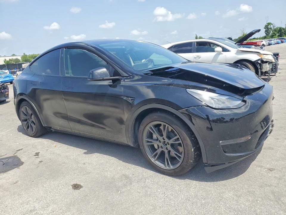 Photo 4 from auction – 2025 TESLA MODEL Y with VIN 7SAYGAEE5SF296875