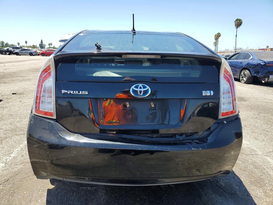 Photo 6 from auction – 2015 TOYOTA PRIUS with VIN JTDKN3DU3F0434981
