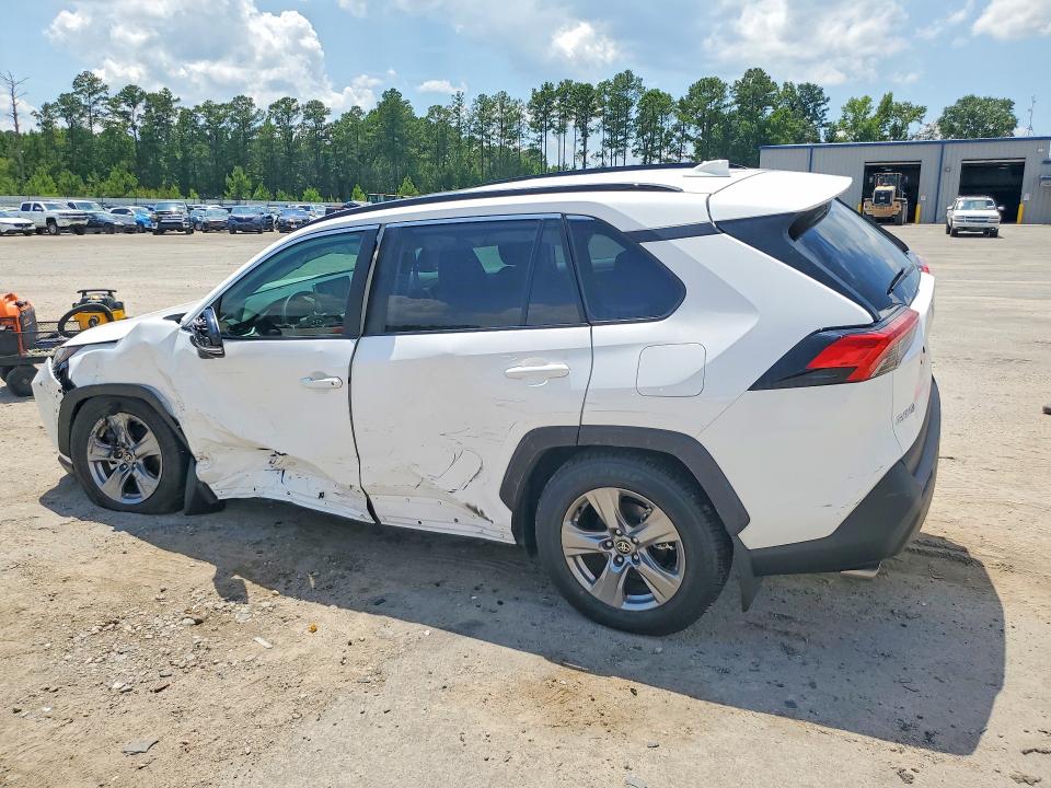Photo 2 from auction – 2025 TOYOTA RAV4 with VIN 2T3W1RFV0SC347844