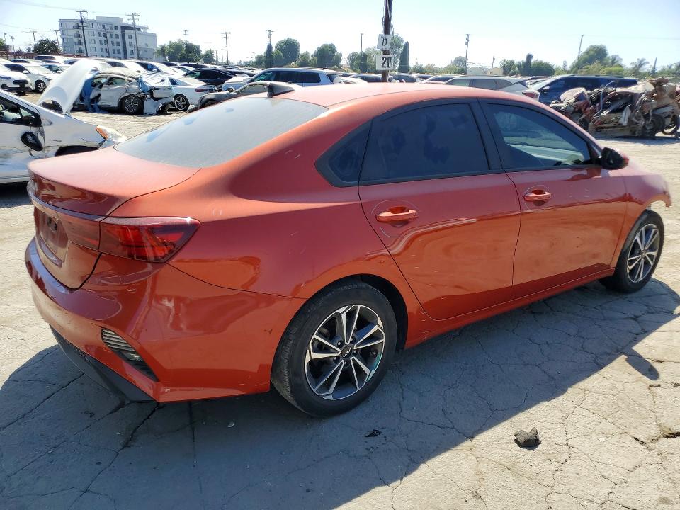 Photo 3 from auction – 2022 KIA FORTE with VIN 3KPF24AD4NE486999