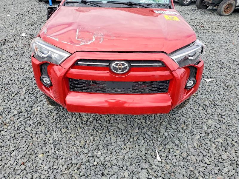 Photo 11 from auction – 2021 TOYOTA 4RUNNER with VIN JTEMU5JR1M5905660