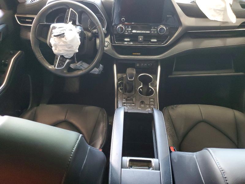 Photo 8 from auction – 2023 TOYOTA HIGHLANDER with VIN 5TDKDRBH1PS010807