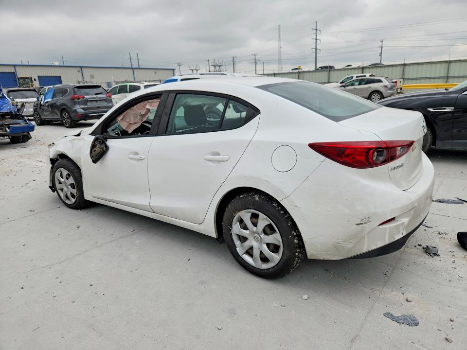 Photo 2 from auction – 2017 MAZDA 3 with VIN 3MZBN1U73HM101868