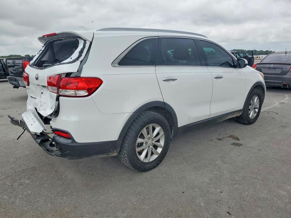 Photo 3 from auction – 2017 KIA SORENTO with VIN 5XYPG4A35HG289182