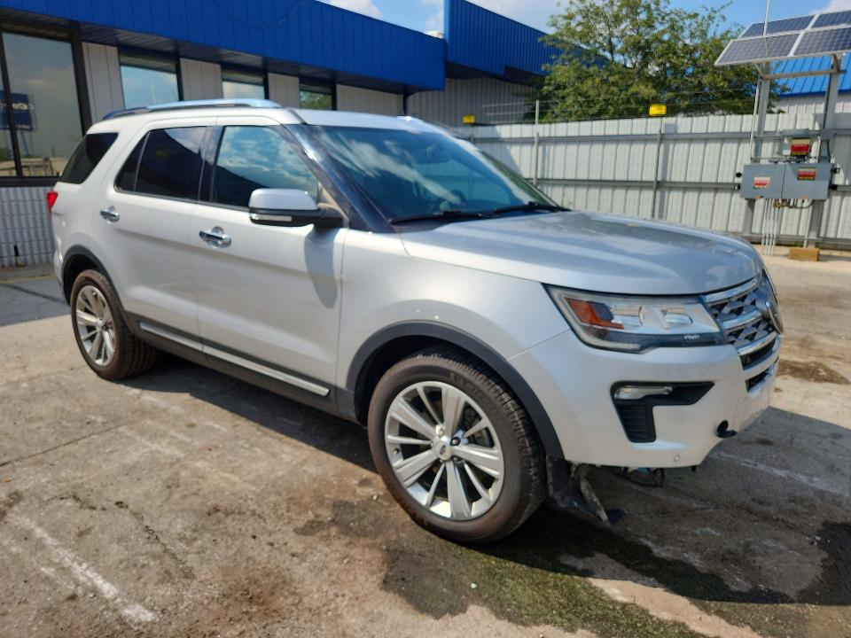 Photo 4 from auction – 2018 FORD EXPLORER with VIN 1FM5K8F86JGA57352