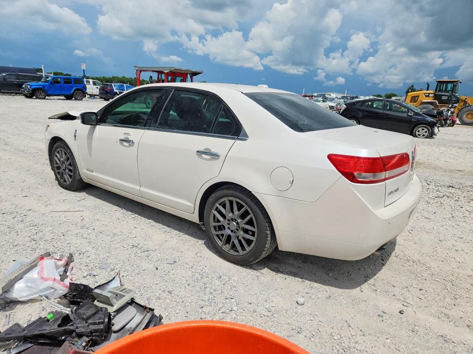 Zdjęcie 2 z aukcji – 2011 LINCOLN MKZ z VIN 3LNDL2L37BR774612