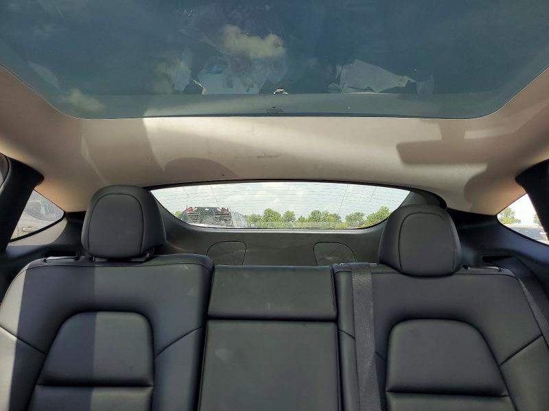 Photo 10 from auction – 2022 TESLA MODEL Y with VIN 7SAYGDEF5NF382752