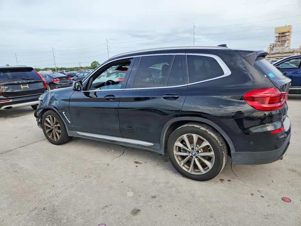 Photo 2 from auction – 2018 BMW X3 with VIN 5UXTR9C51JLD72947