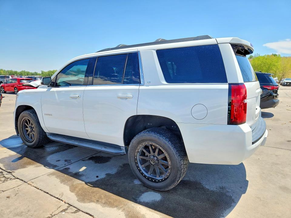Photo 2 from auction – 2016 CHEVROLET TAHOE with VIN 1GNSKBKC3GR316186