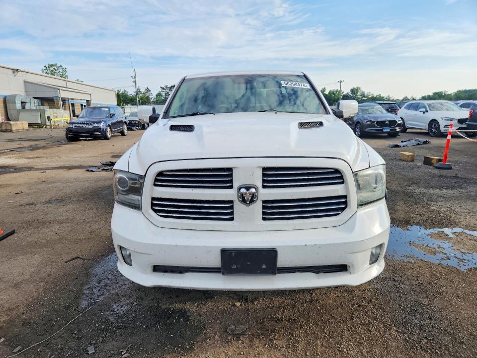 Снимка 5 от търг – 2013 RAM 1500 с VIN 1C6RR7HT1DS624489