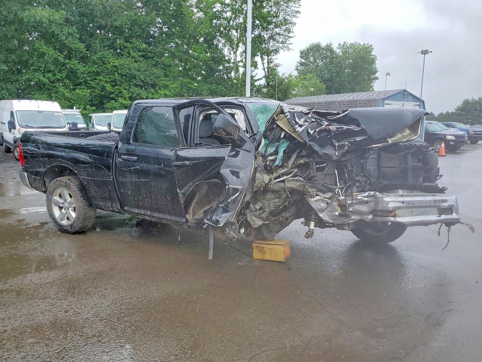 Photo 4 from auction – 2019 RAM 1500 CLASSIC with VIN 1C6RR7TT2KS614803